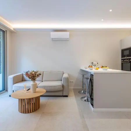 Modern 2 Chambres-terrasse-pointe Croistte-palm A2b267